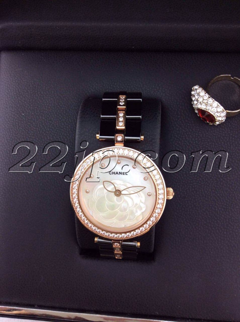 シャネル時計正面デザイン